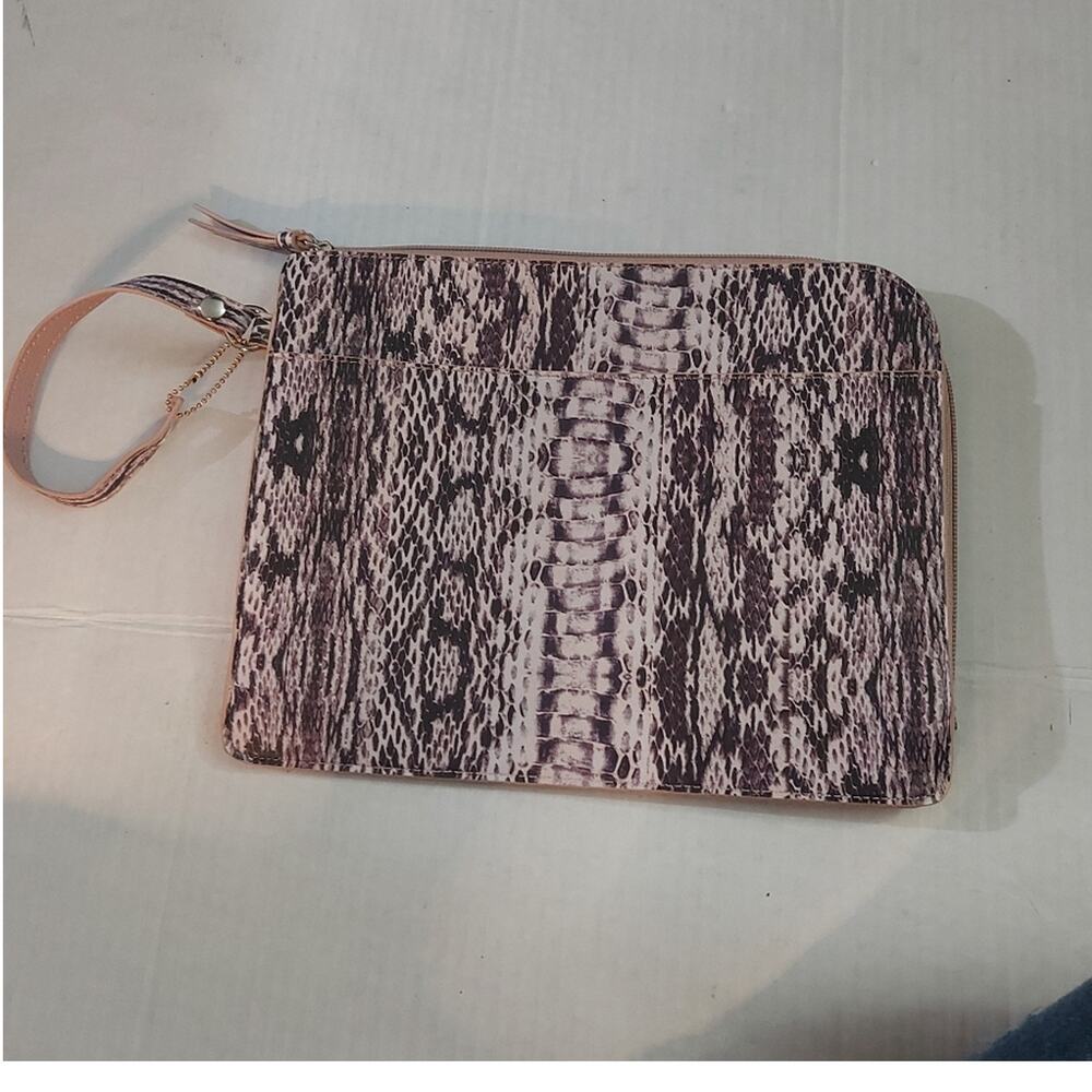 Pink Faux Crocodile Wristlet Accessory Casual Animal Print Boho Rocker Party